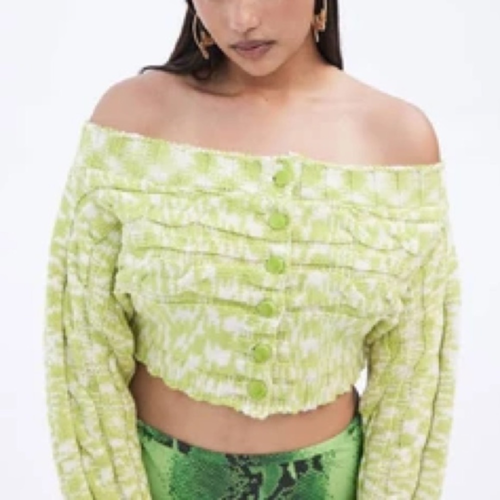 Cult Gaia x BRATZ Sweater Collab - Picture 2 of 9